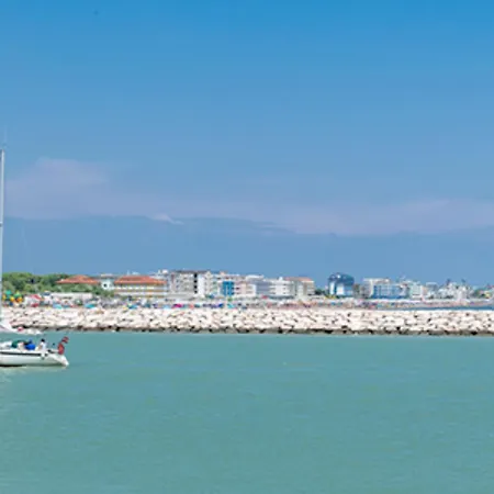 Your Relaxing Seaside Getaway *